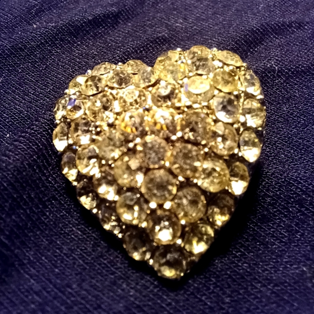 Small heart brooch